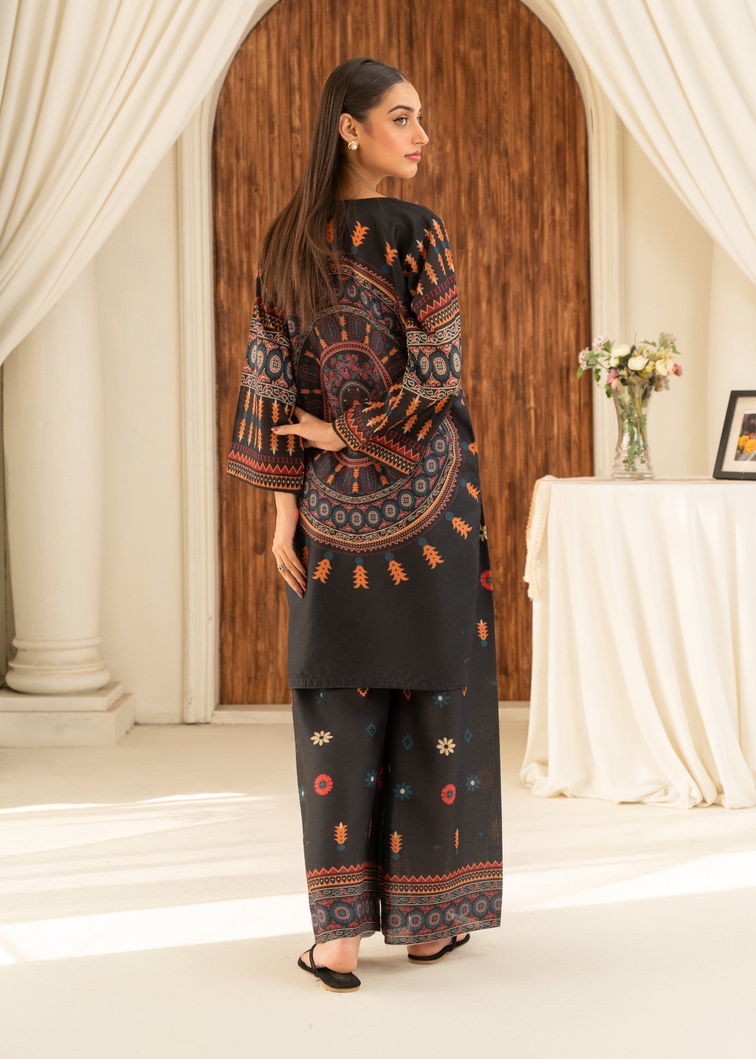 Matka – Black Digital Printed Lawn Kurta (2 Piece)