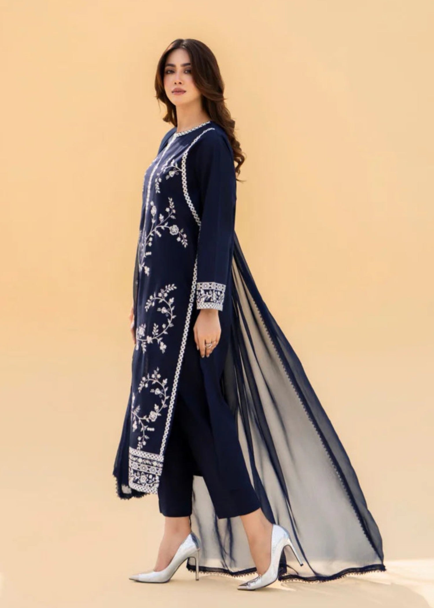 NailoFer – Blue Embroidered Cotton 3-Piece