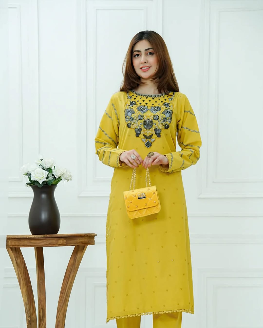 Shamsa – Embroidered Cotton 2-Piece Suit